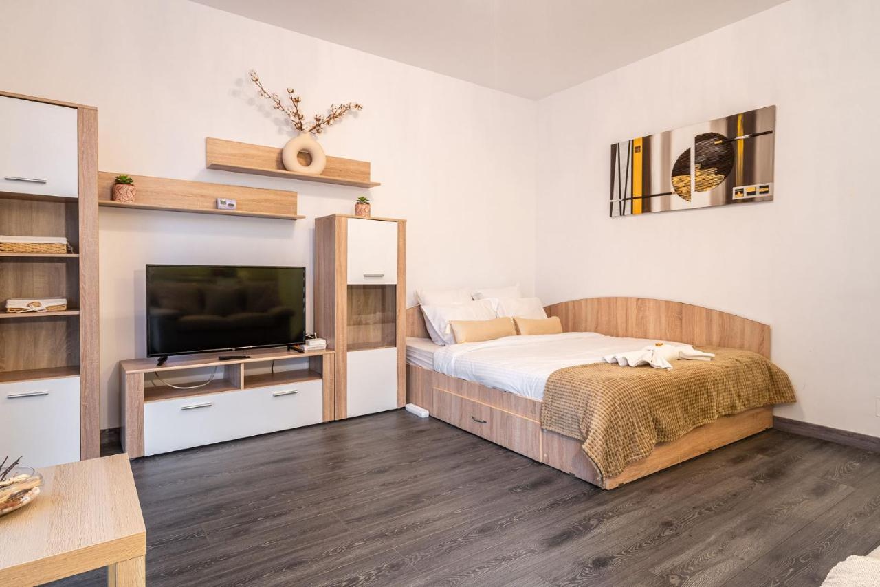 21 Residence Studio Bukarest Exteriör bild