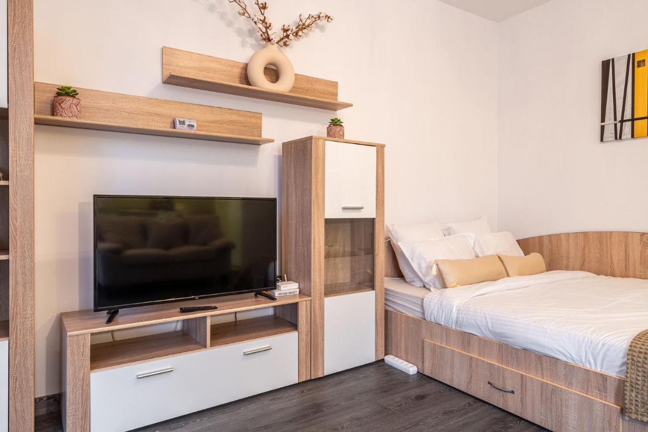 21 Residence Studio Bukarest Exteriör bild
